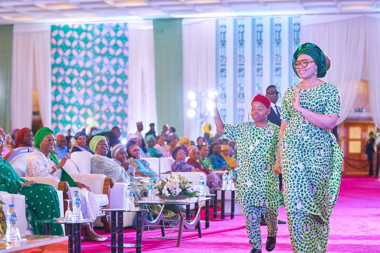 First Lady, Remi Tinubu Unveils National Unity Fabric 1 5e851d2a 38e3 4619 a55b 4f74e991e2d3
